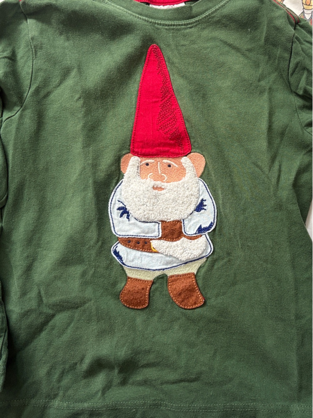 Hanna Andersson Dark Green Long Sleeve Tee with Red Gnome Applique